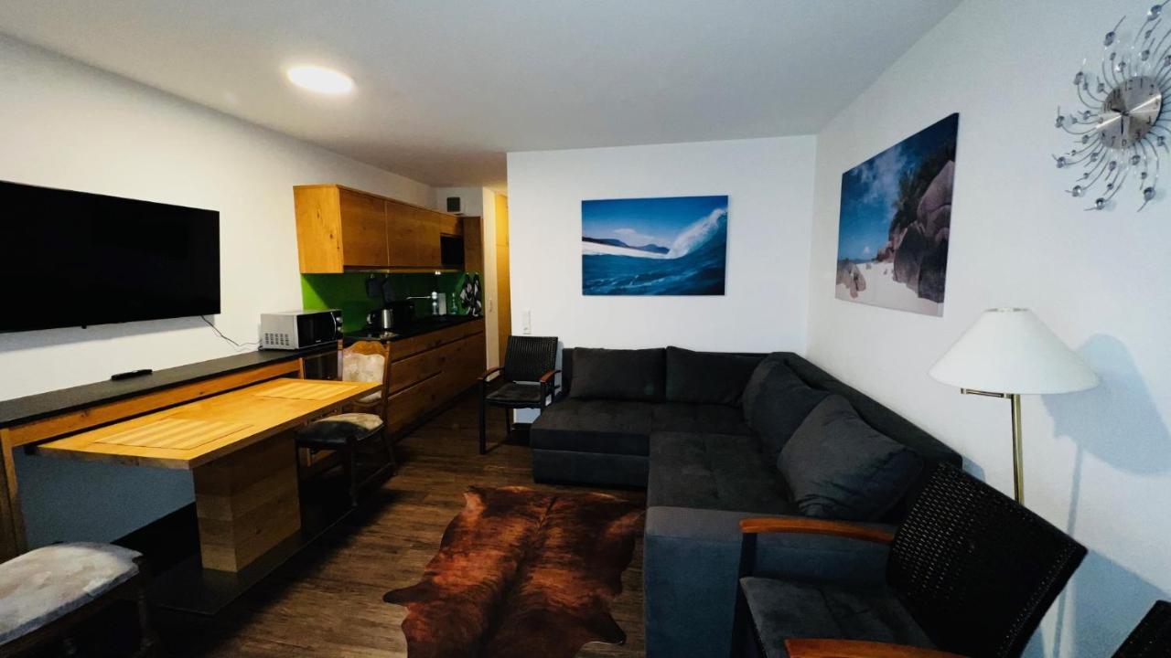 Michels Apartment ทิทิเซ-นอยชตัดท์ ภายนอก รูปภาพ