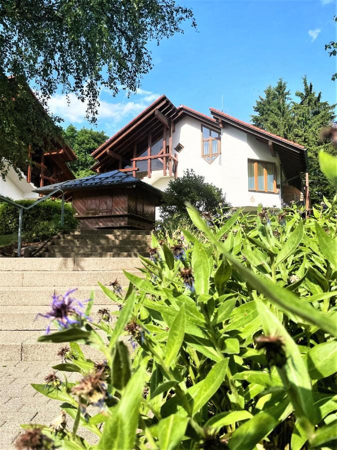 Michels Apartment ทิทิเซ-นอยชตัดท์ ภายนอก รูปภาพ